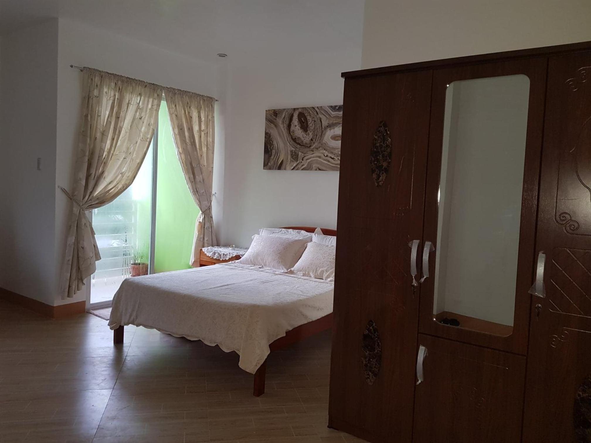 Deluxe Double Room - Photo 15