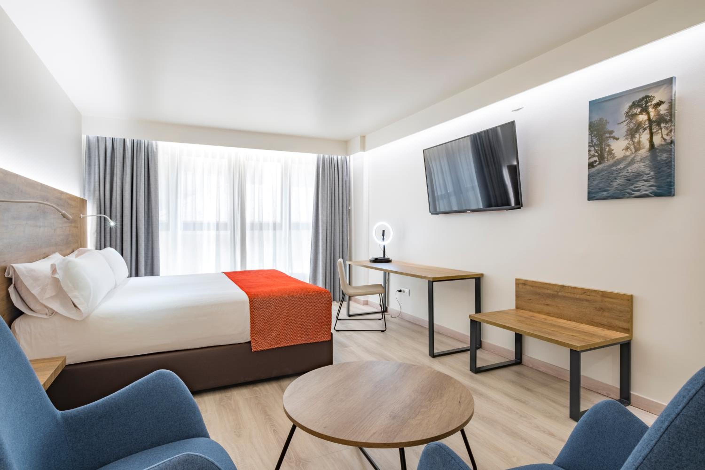 Deluxe Quadruple Room photo 2