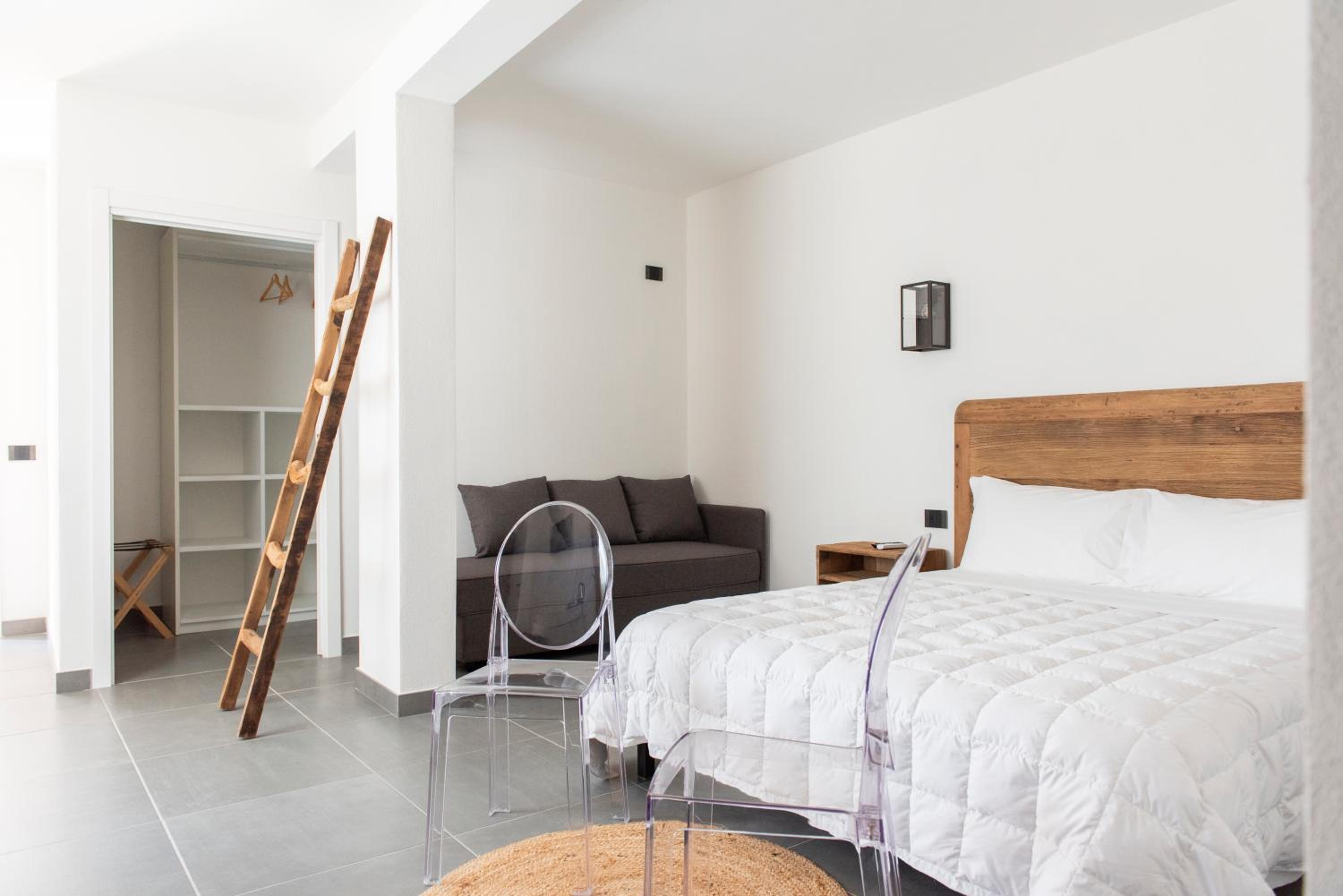 Deluxe Triple Room photo 2