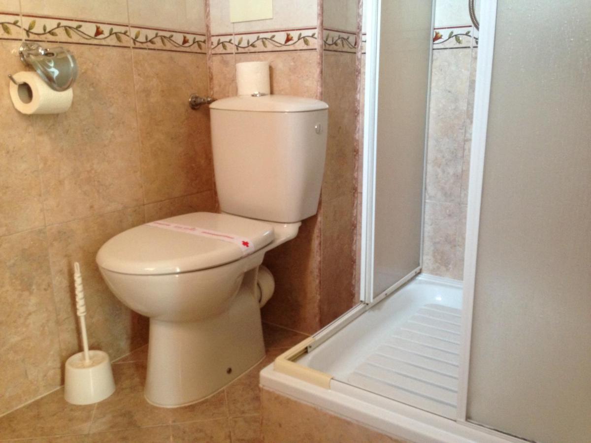 Double Room with Extra Bed photo 3