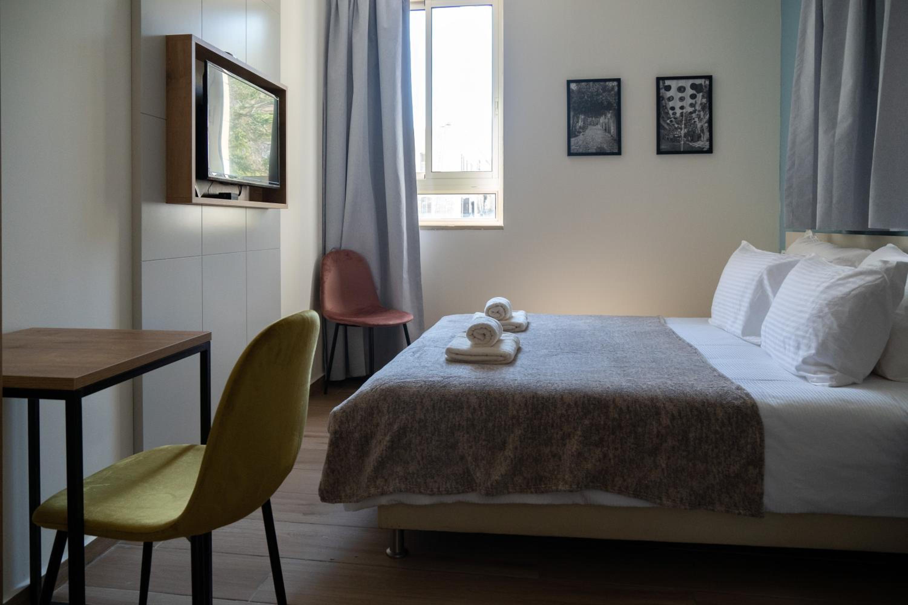 Standard Room - Photo 23