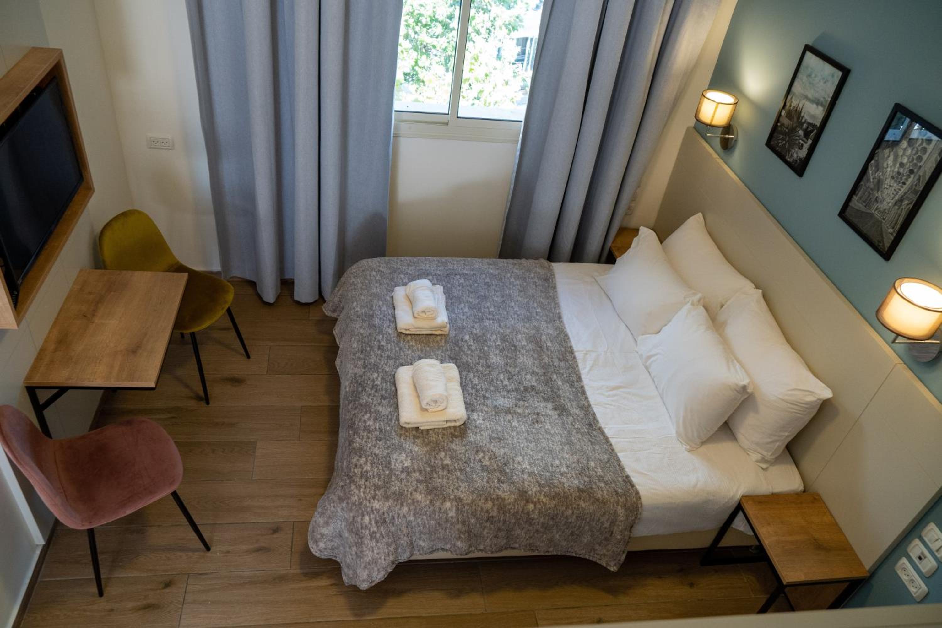 Terrace Room - Photo 1