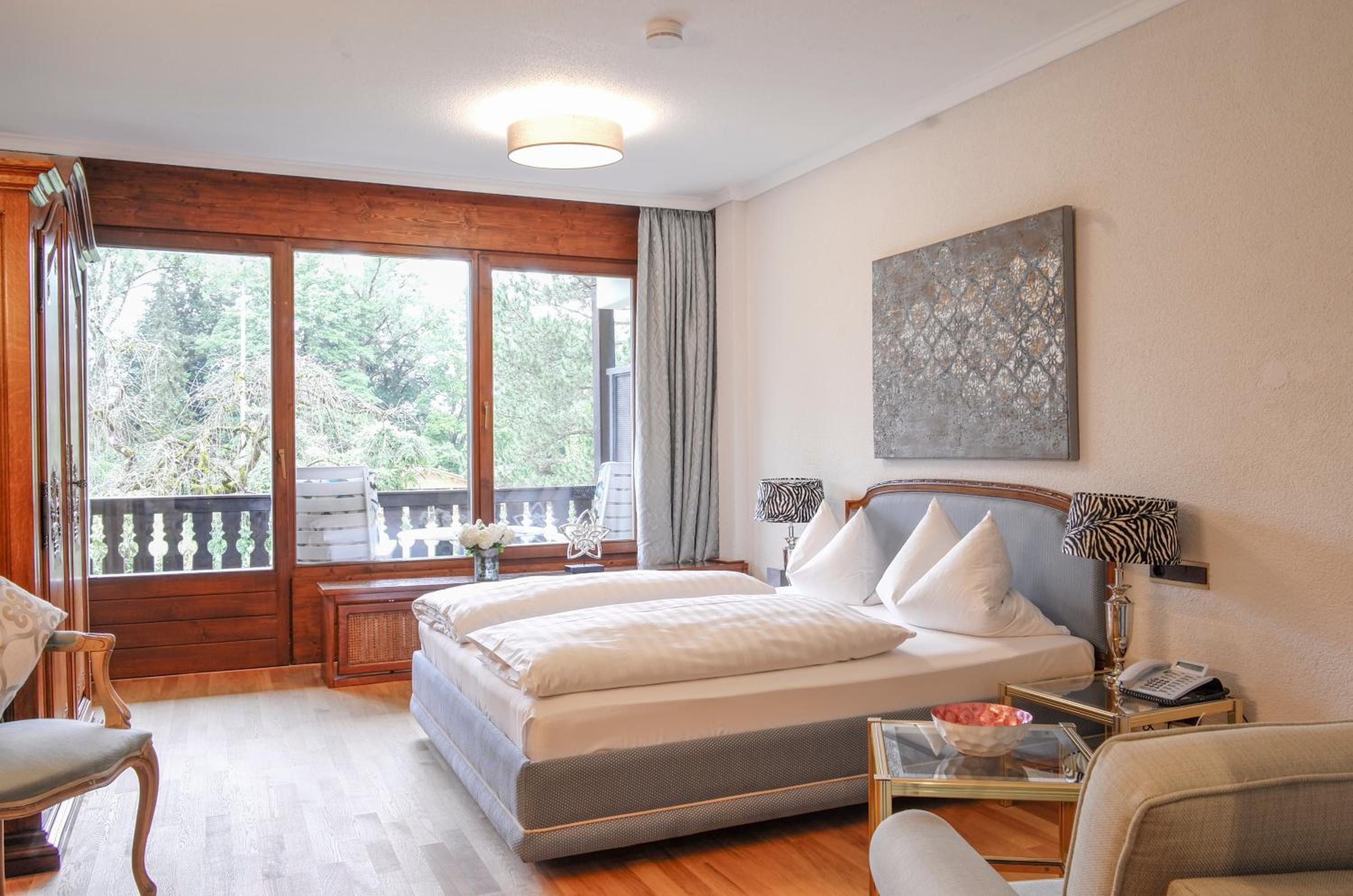 Deluxe Queen Room - Photo 3