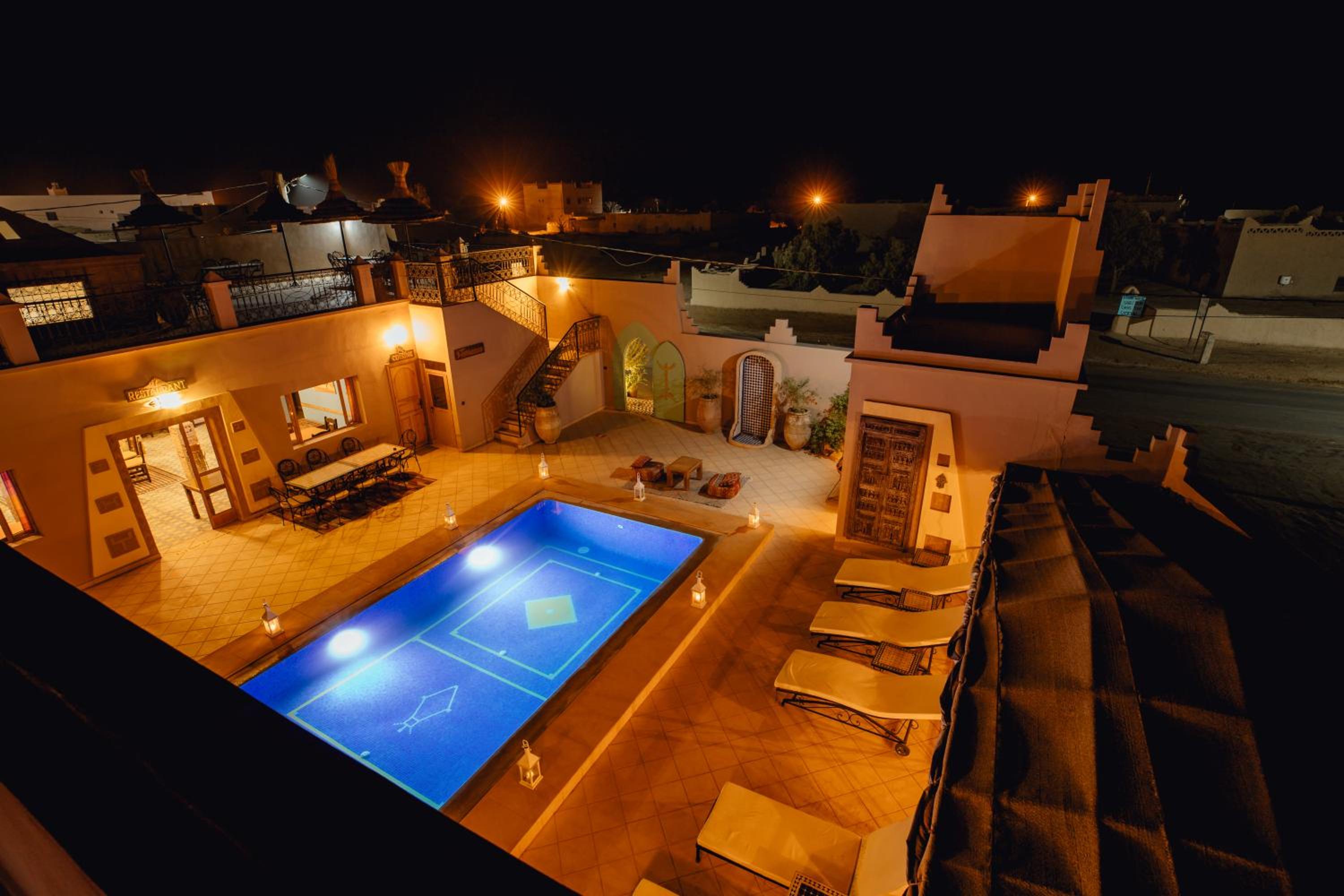 Suite - Photo 48