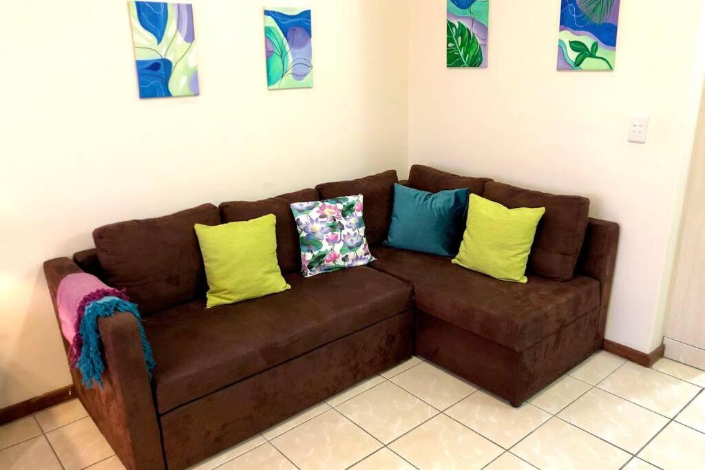 One-Bedroom Apartment - Photo 4