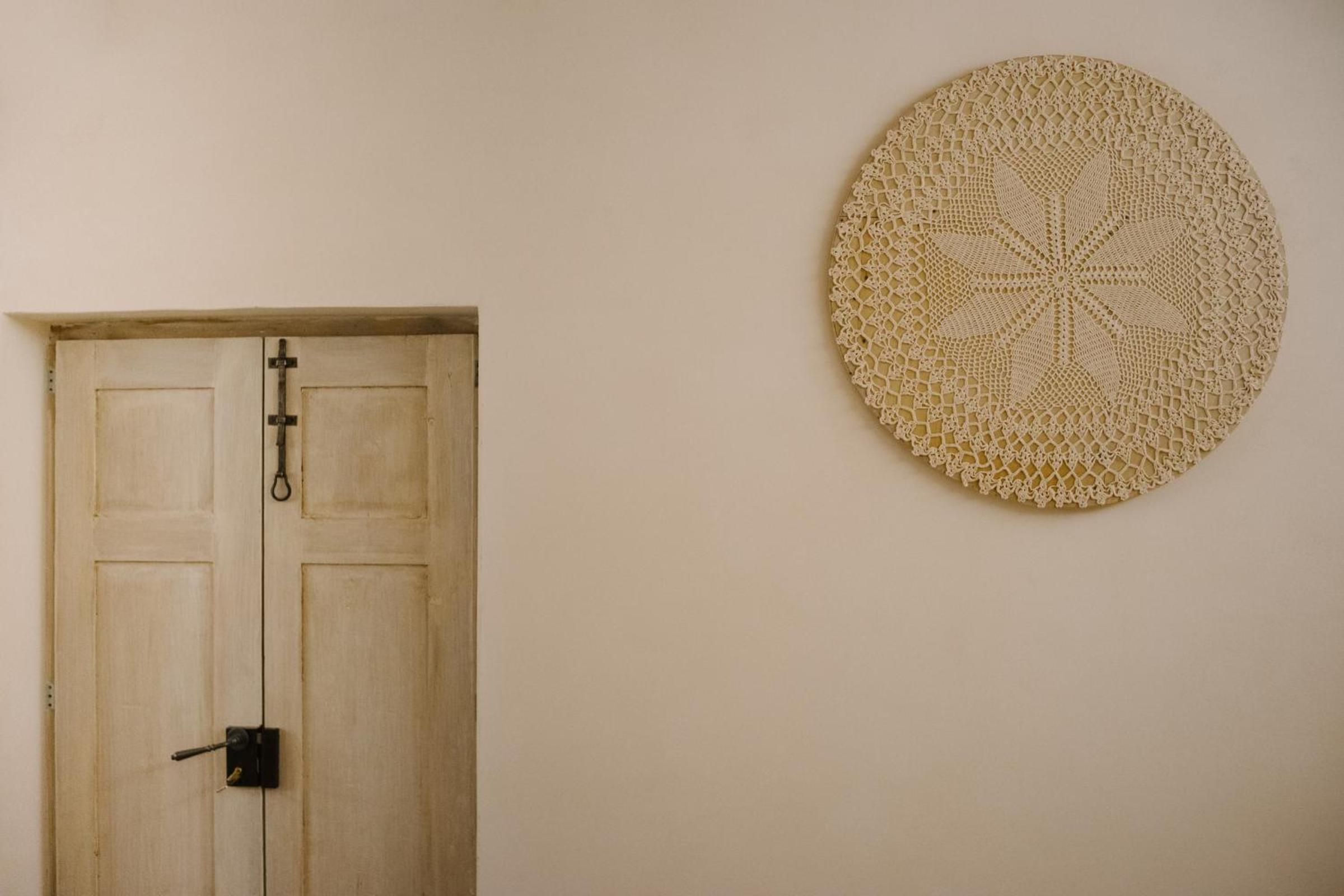 One-Bedroom House - Photo 28