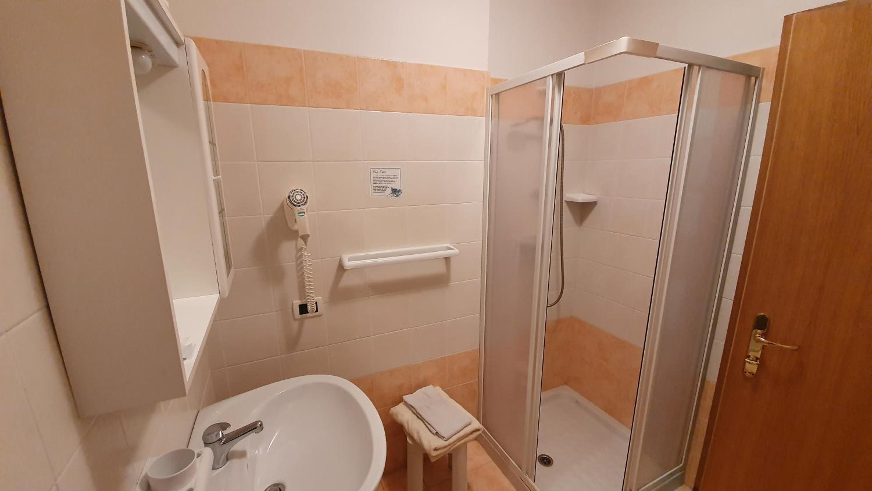 Single Room with Mountain View photo 2