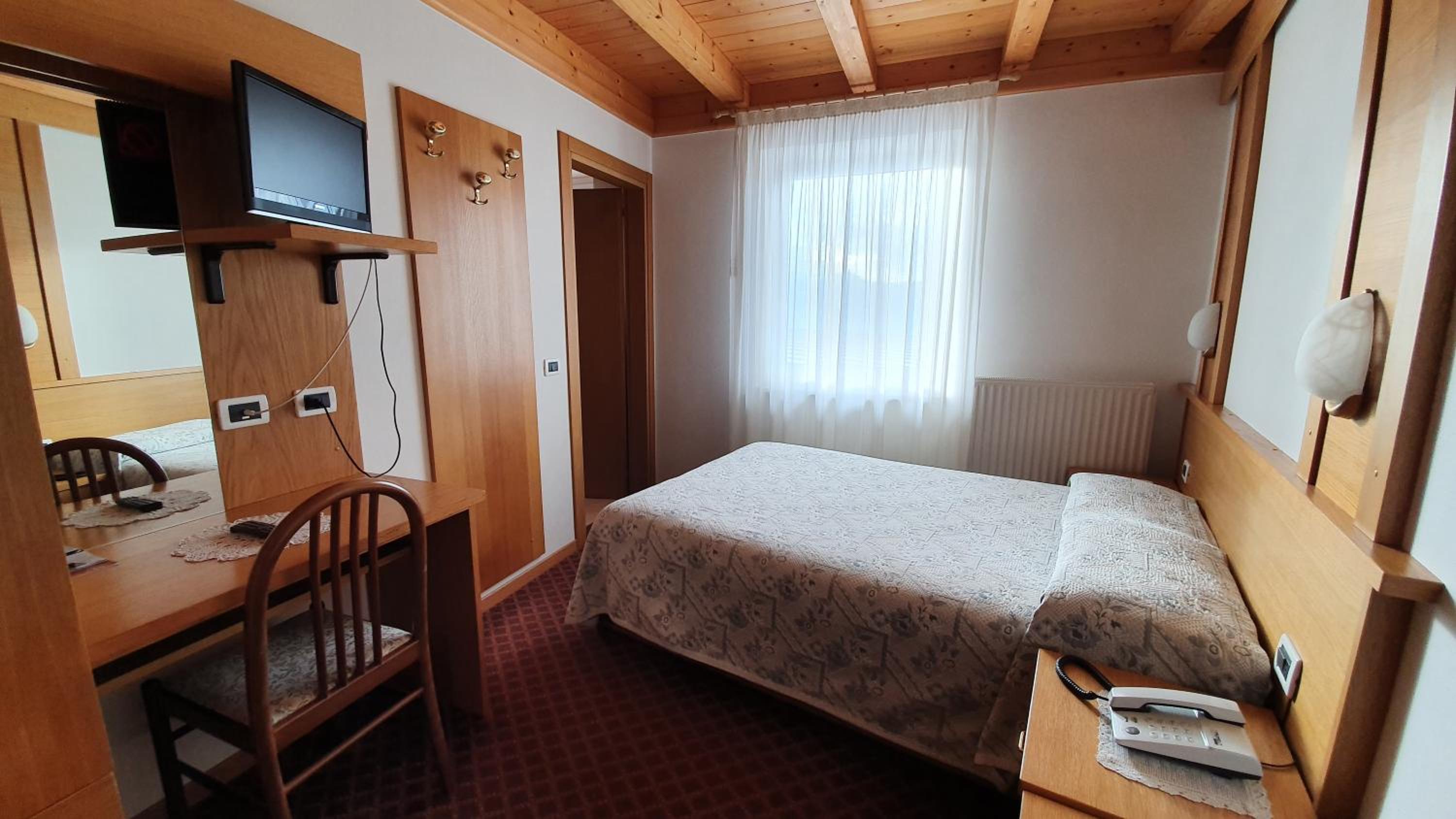 Single Room with Mountain View photo 3