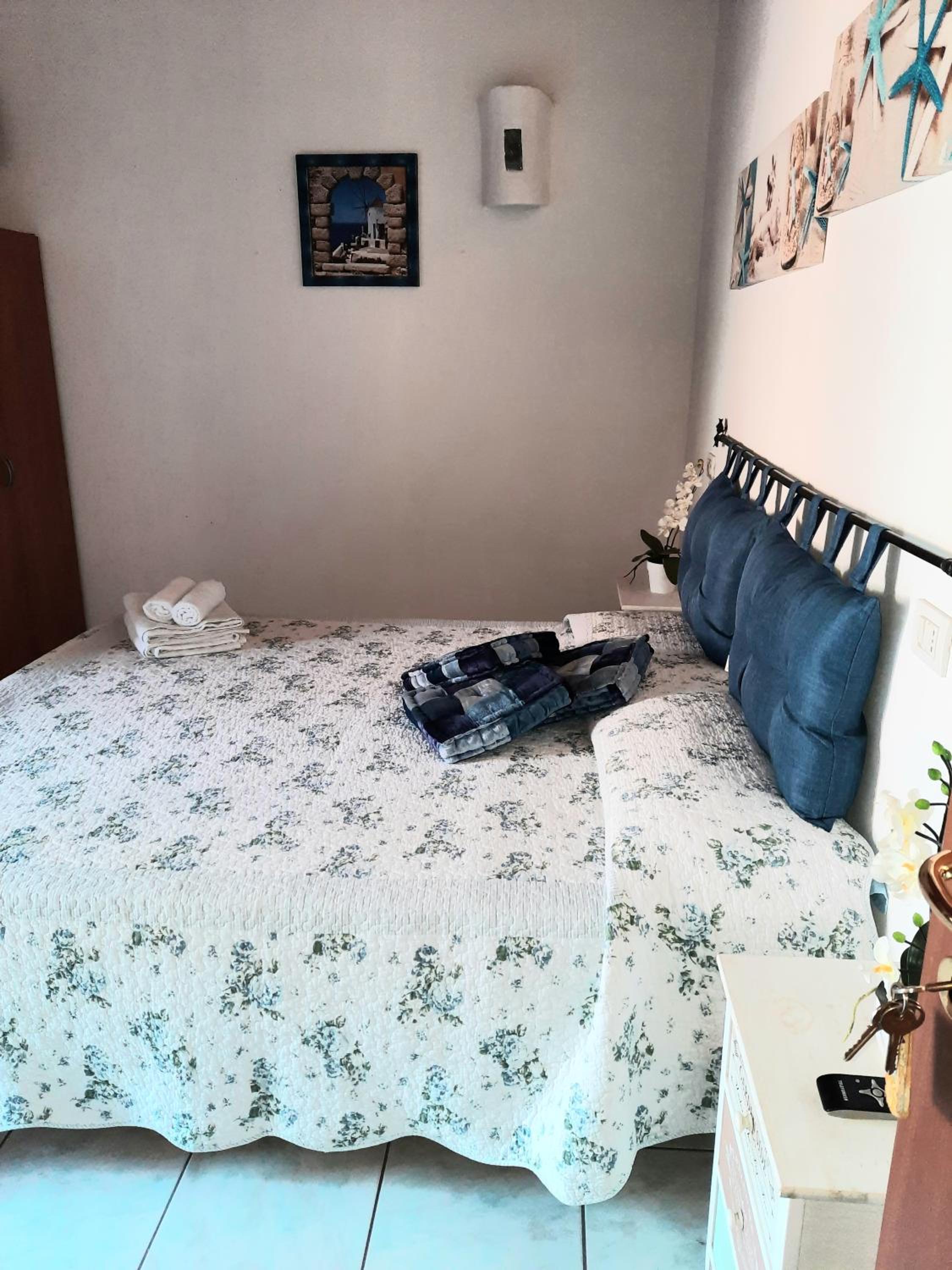Double Room with Balcony and Sea View - Photo 3