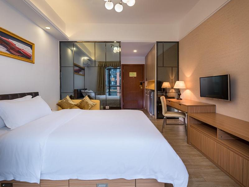 Standard King Room