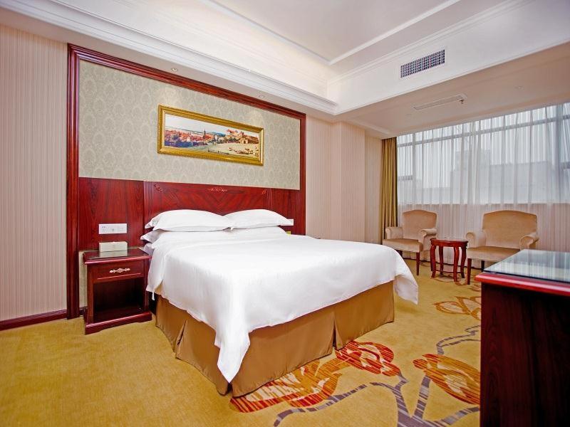 Executive King Room