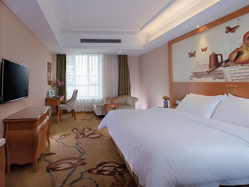 Superior King Room photo 2