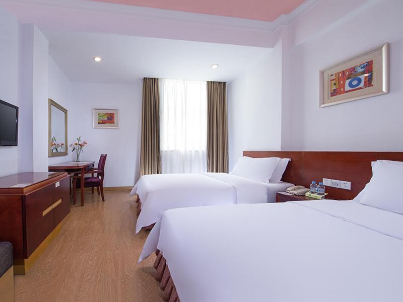 Deluxe Twin Room photo 2