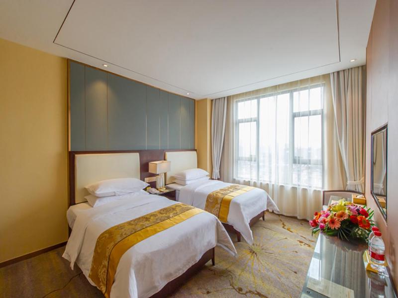 Standard Twin Room photo 2
