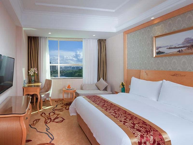 Superior King Room photo 3