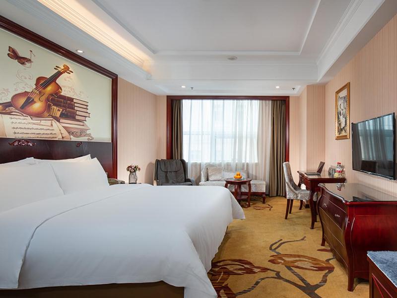 Mainland Chinese Citizens - Deluxe King Room