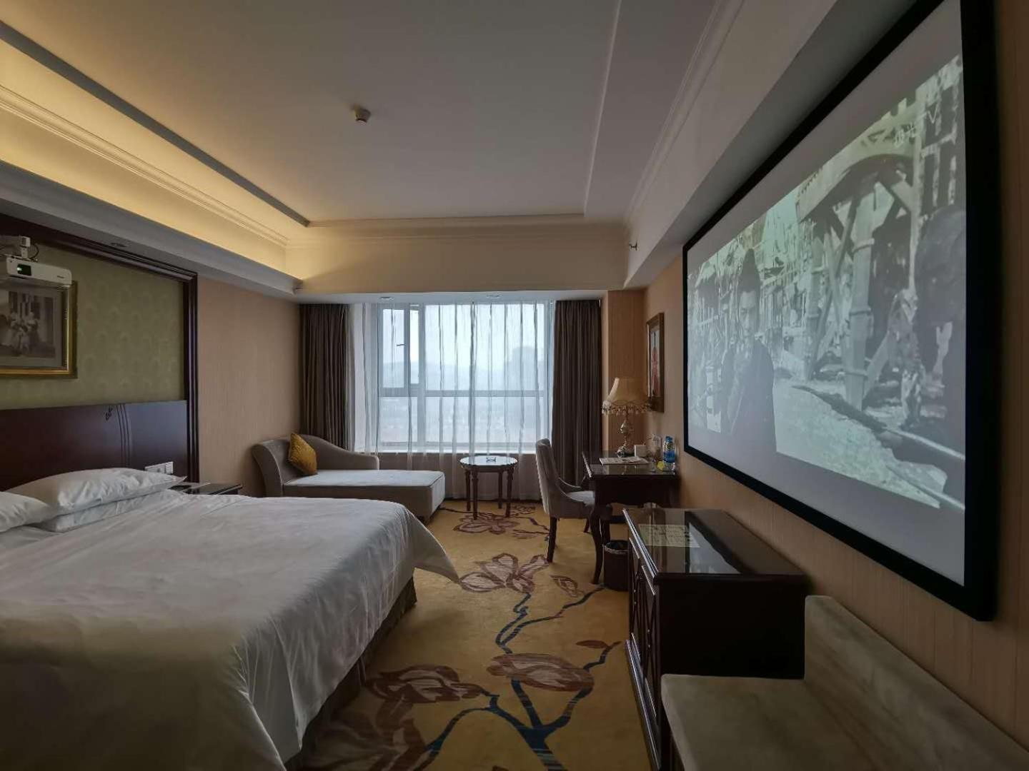 Executive King Room