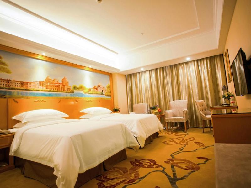 Business Twin Room photo 2