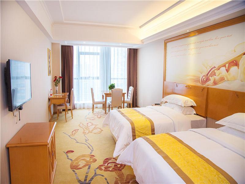 Business Twin Room photo 3