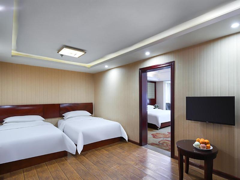 Mainland Chinese Citizens - Twin Room with Computer