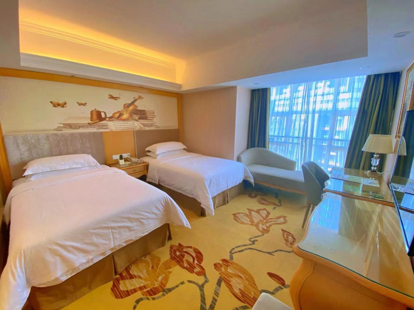 Deluxe Twin Room photo 3