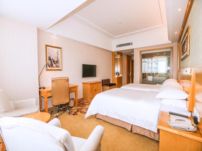Deluxe Twin Room photo 3
