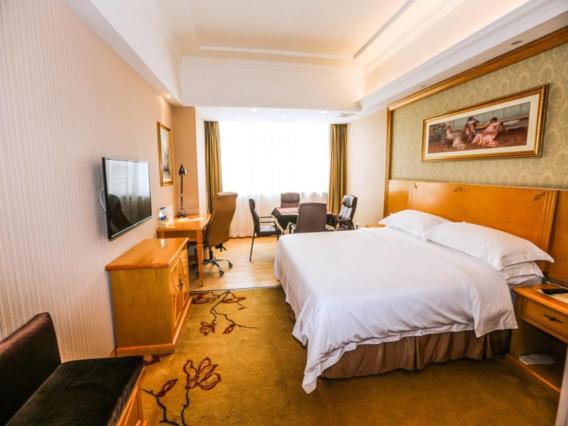 Deluxe Twin Room photo 2