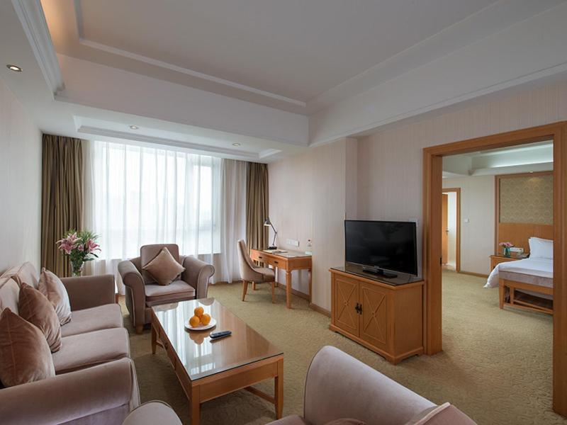Deluxe Suite photo 1