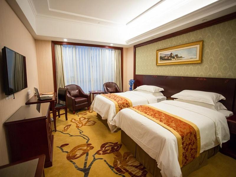 Standard Twin Room photo 3