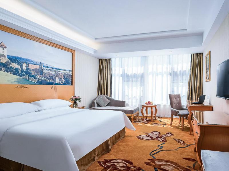 Executive King Room