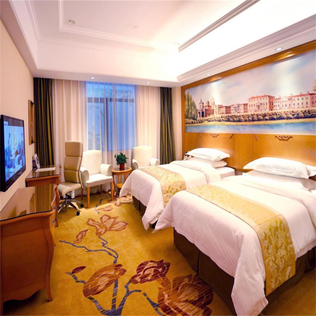 Deluxe Twin Room - Photo 3