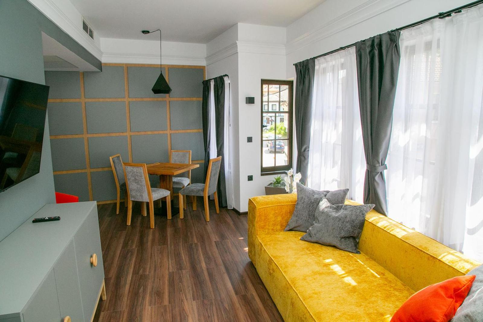 One-Bedroom Apartment - Photo 6