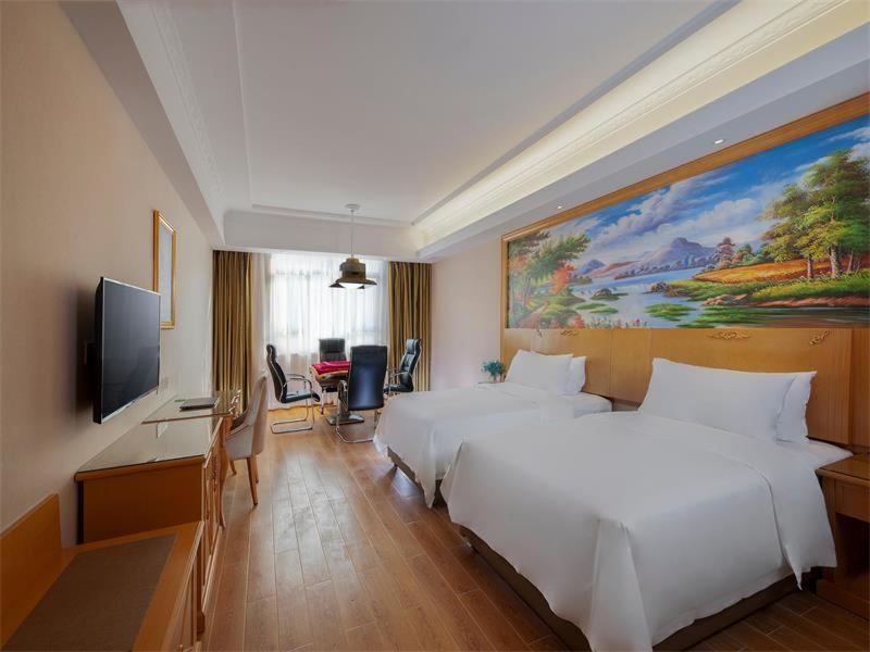 Deluxe Twin Room photo 2
