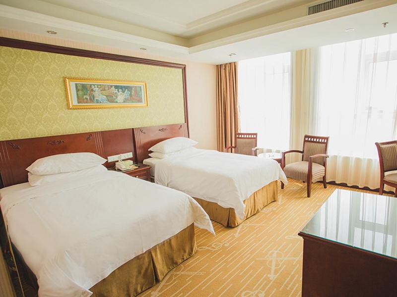 Deluxe Twin Room photo 3
