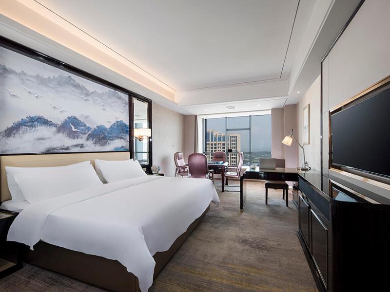 Superior King Room photo 3