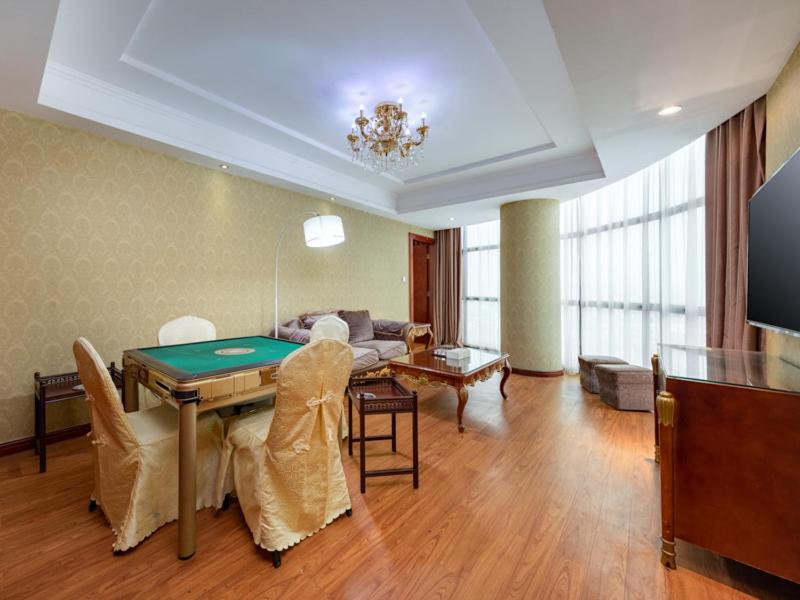Excutive Suite