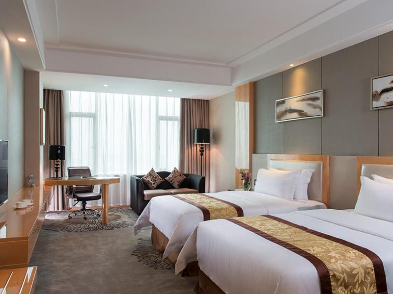 Standard Twin Room - Photo 3