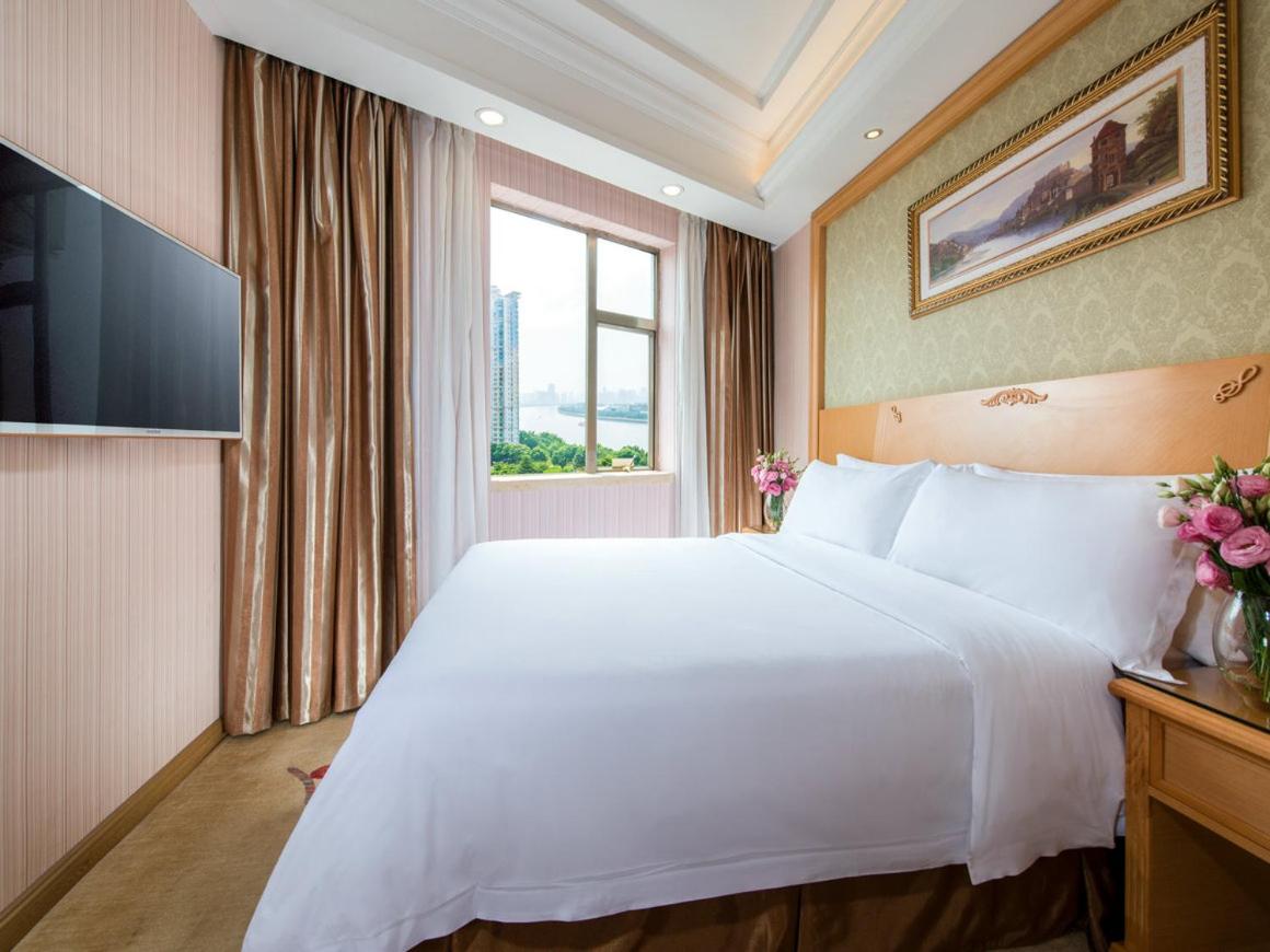 Business Twin Room - Photo 4