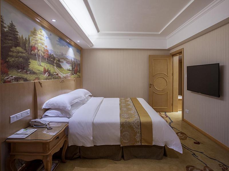 Executive King Room