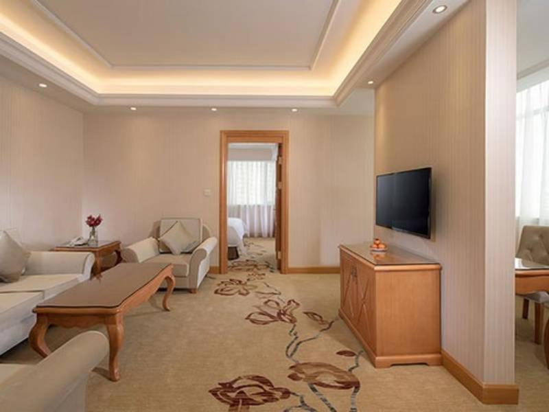 Excutive Suite