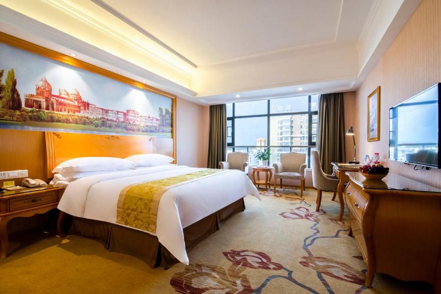 Superior King Room photo 3