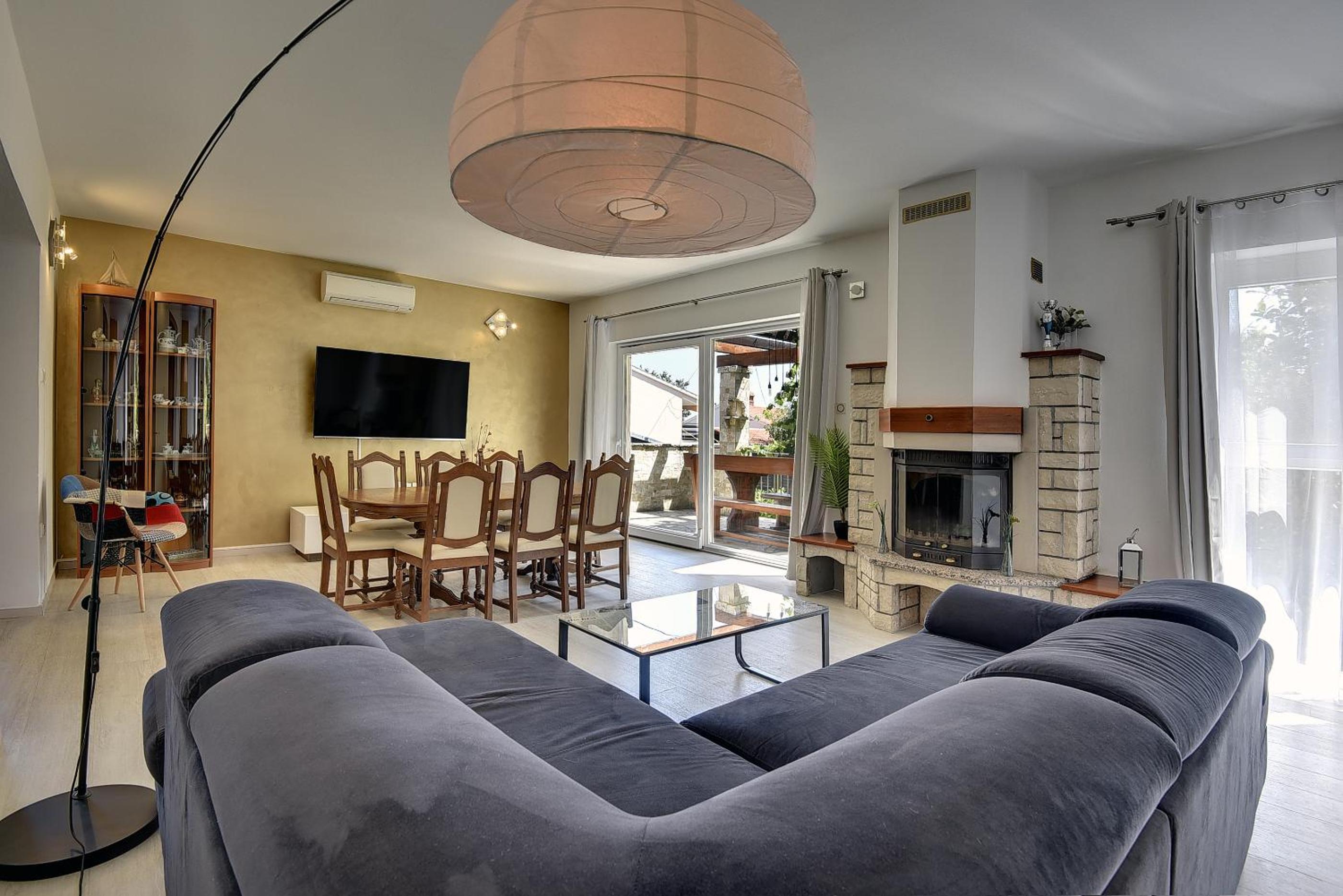 Five-Bedroom Holiday Home