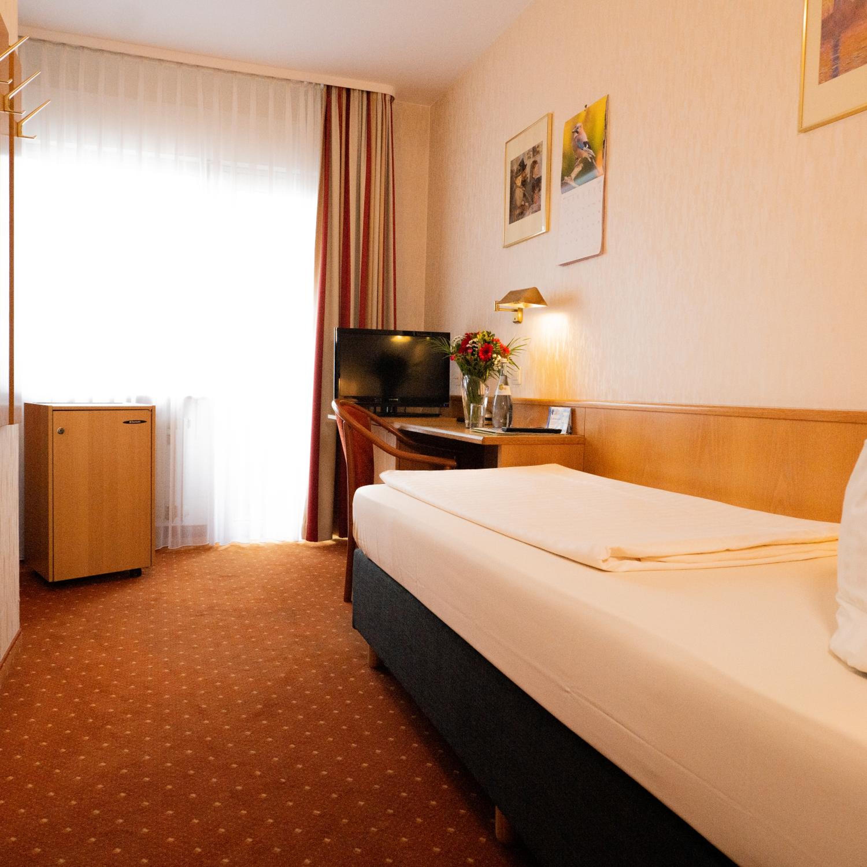 Standard Single Room photo 2