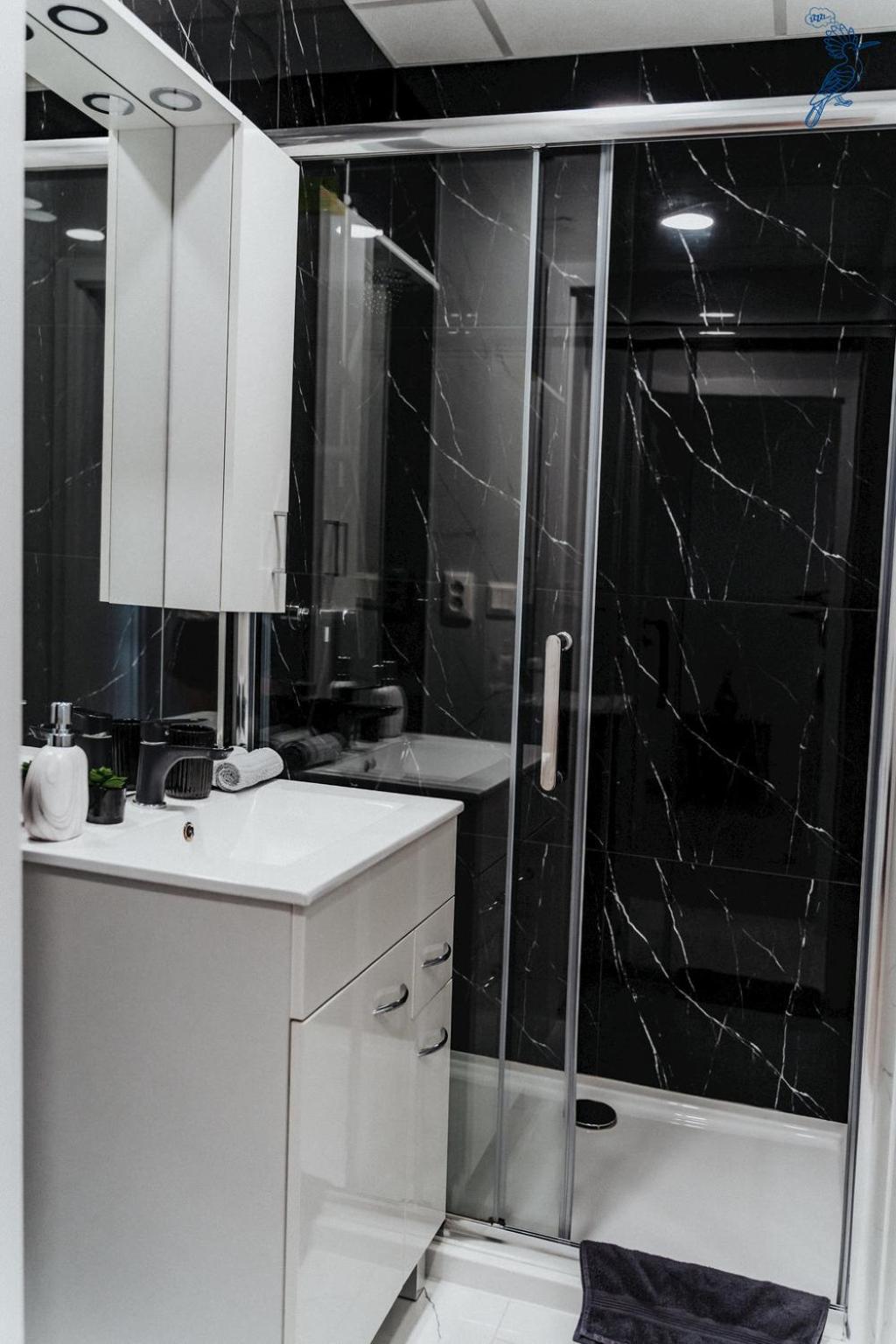 Twin Room with Bathroom photo 2