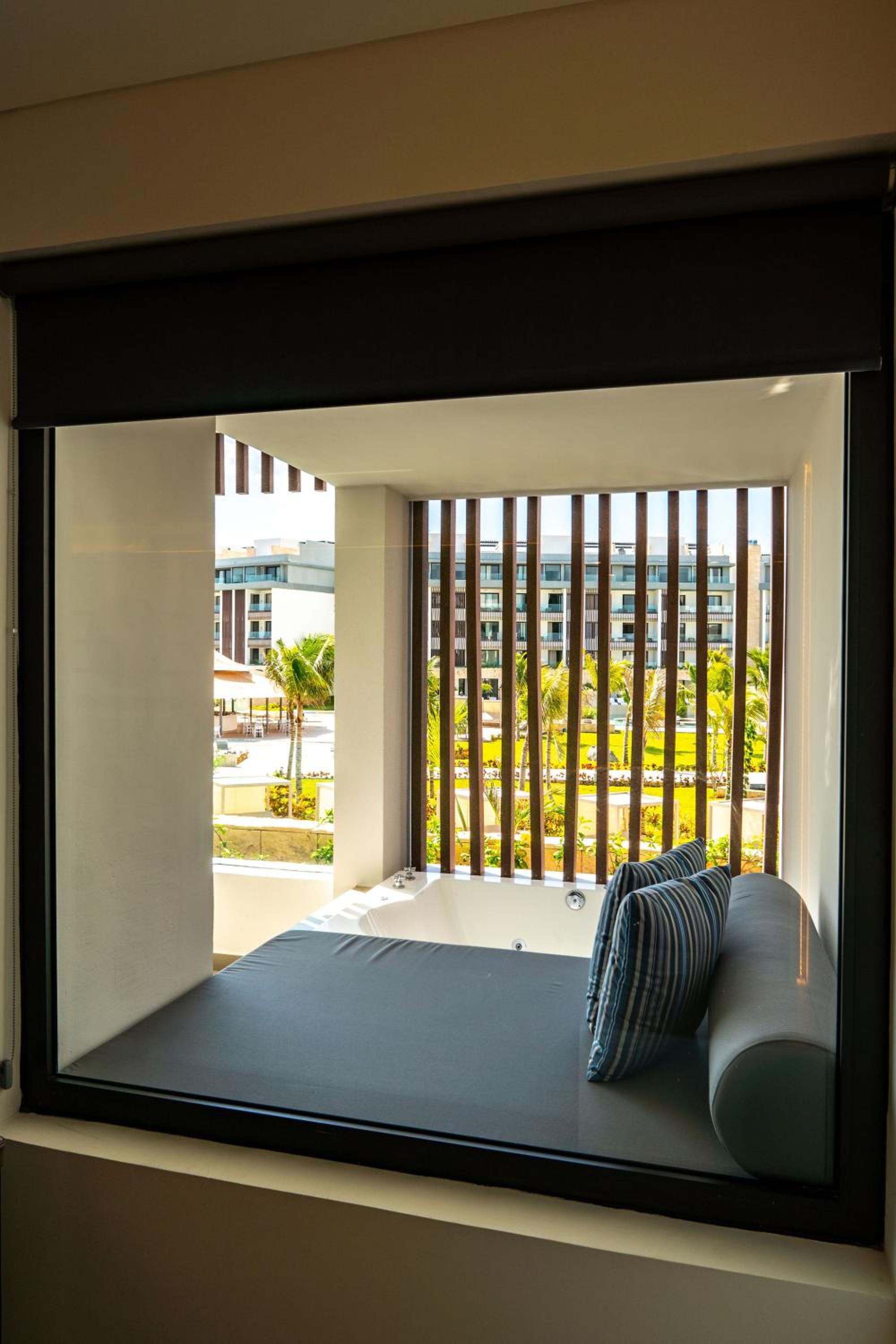 Elegance Club Jr. Suite Outdoor Jacuzzi (Adults Only, 18+) - Free WiFi, photo 6