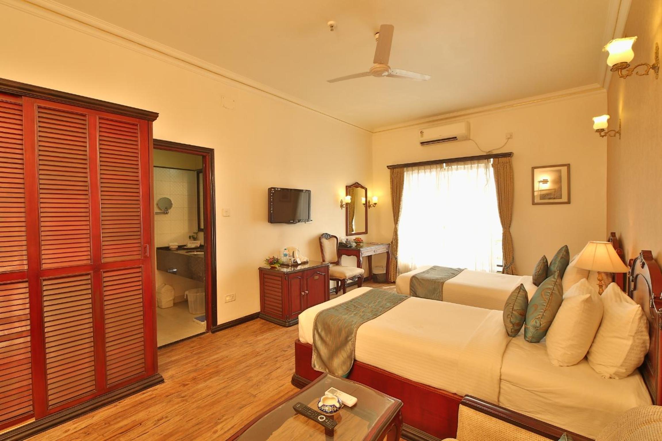 Junior Suite Room - Photo 12