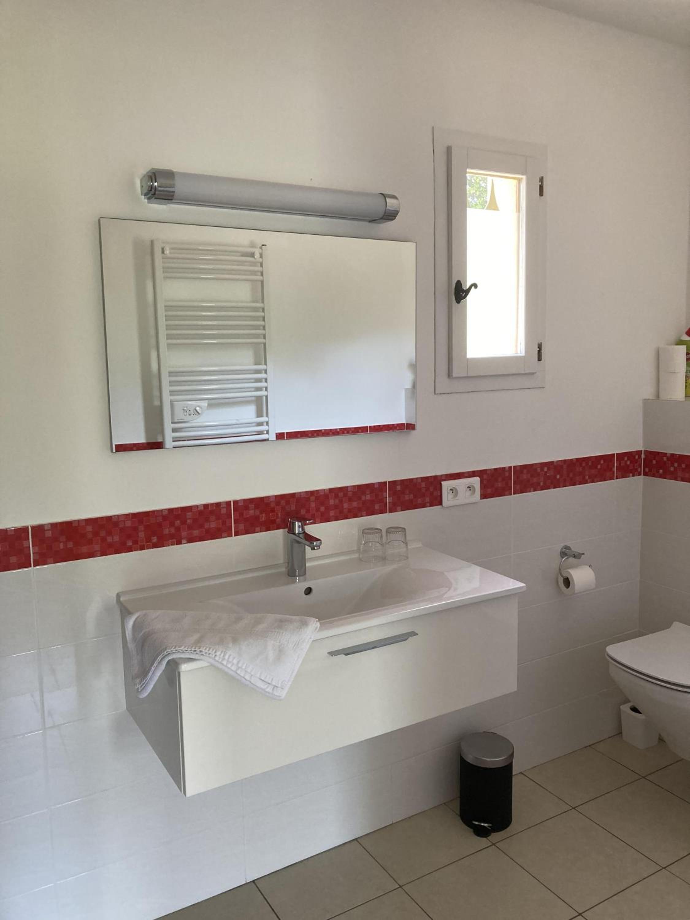 Superior Double Room - Photo 3