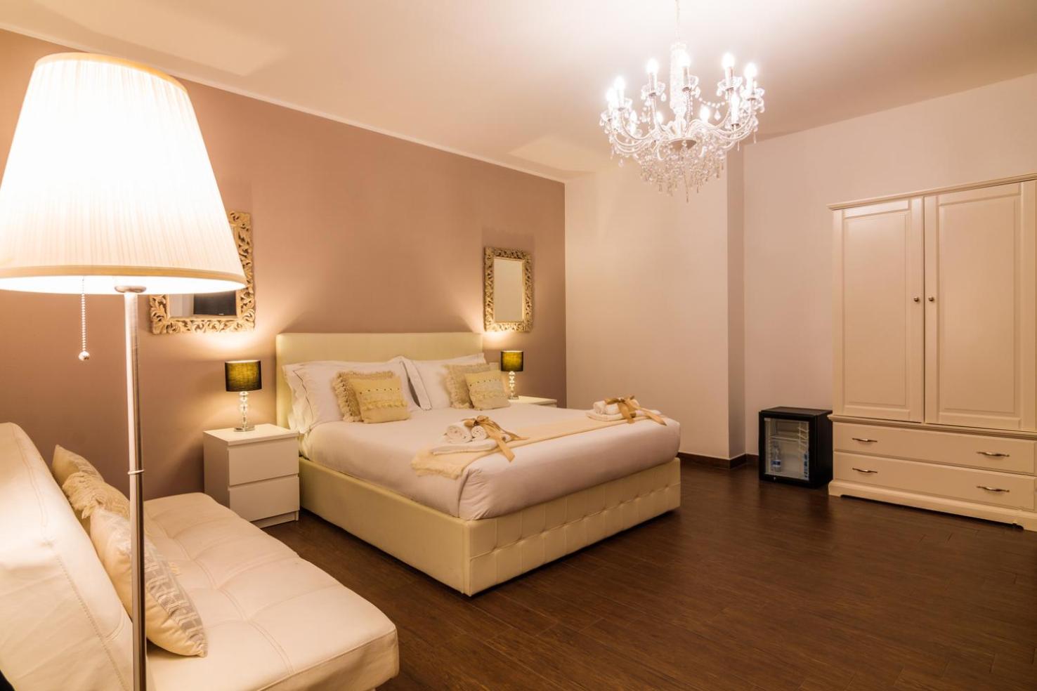 Classic Double Room - Photo 7