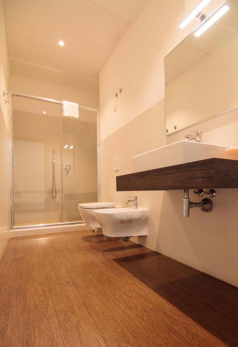 Junior Suite - Photo 12