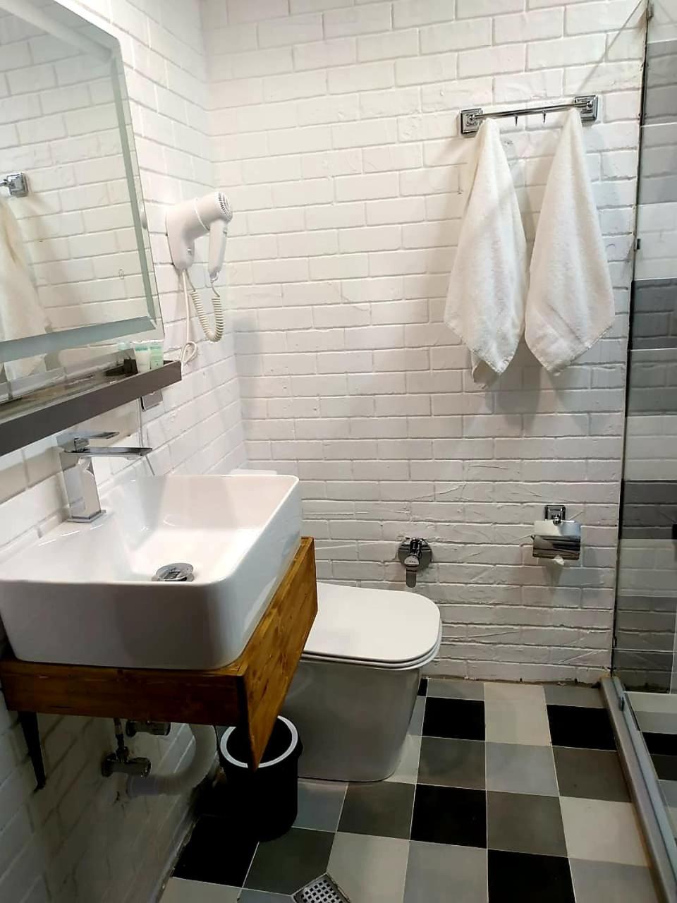 Double Or Twin Room With Mountain View photo 3